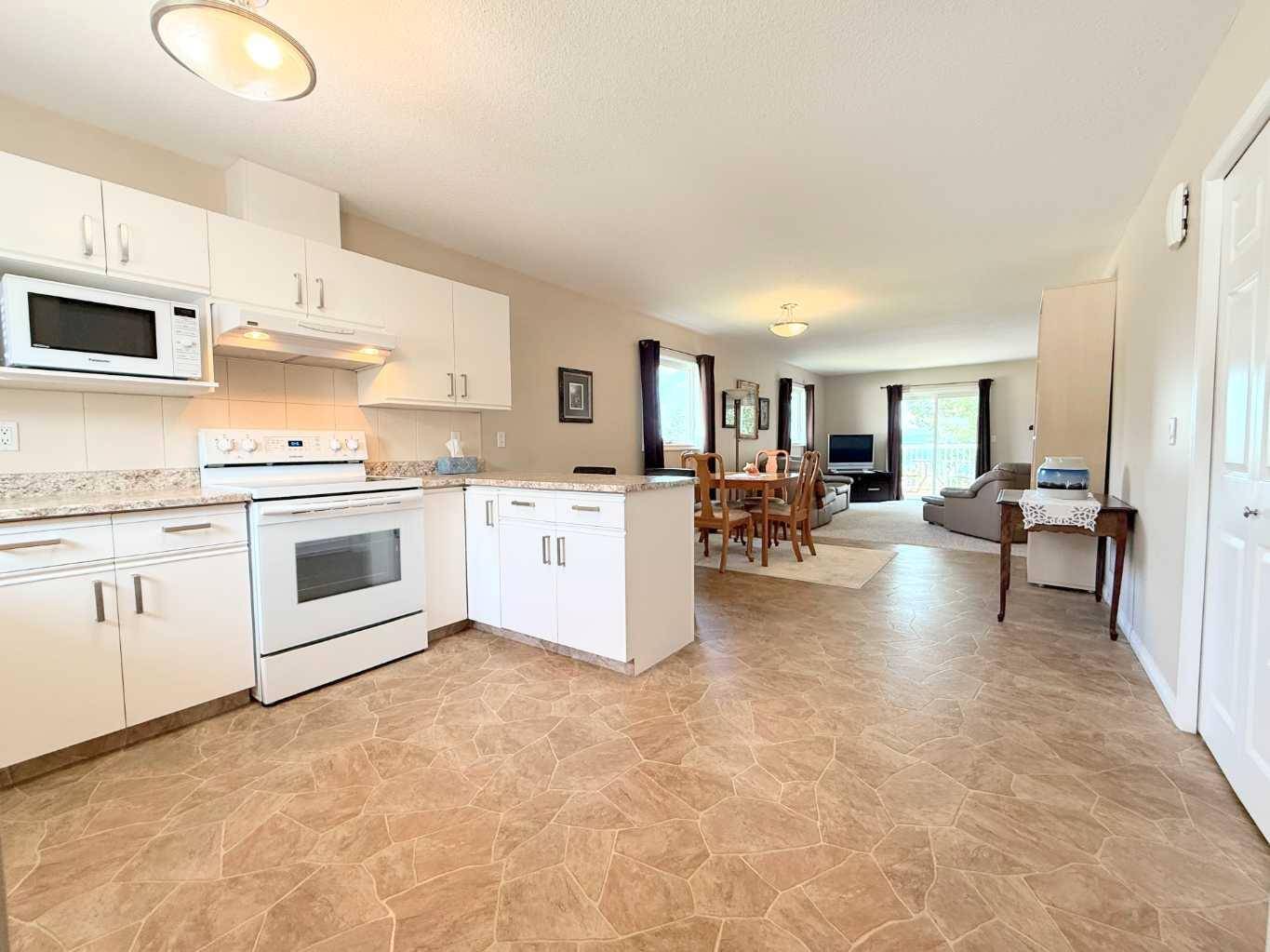 Athabasca, AB T9S 1T5,#7 5110 48 AVE