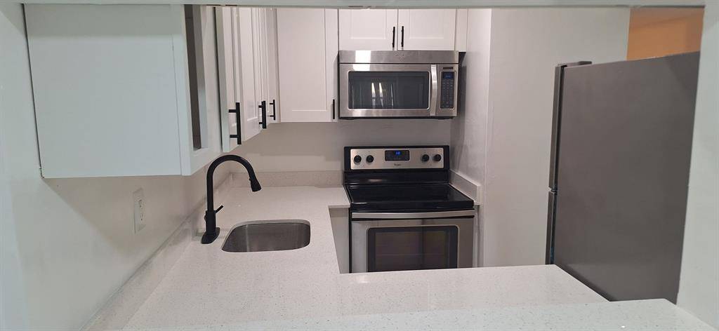 [StreetName, UnitNumber, StreetNumber, StreetDirPrefix], Hialeah, FL 33012