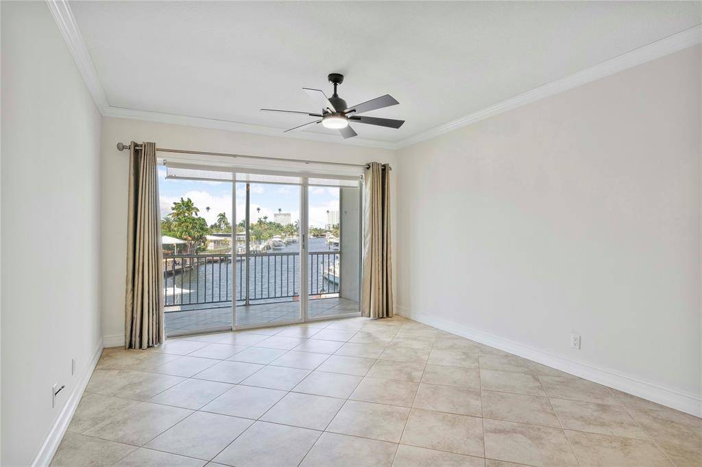 Pompano Beach, FL 33062,2201 SE 9th St #206