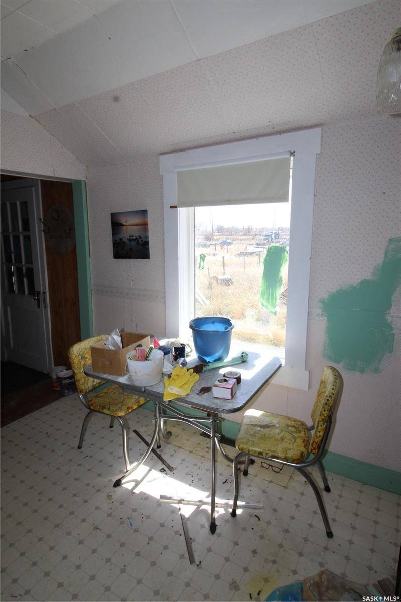Eastend, SK S0N 0T0,0 Railway STREET E