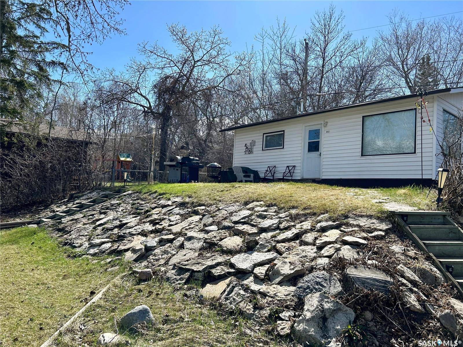 Buena Vista, SK S0G 4C0,602 16th STREET E
