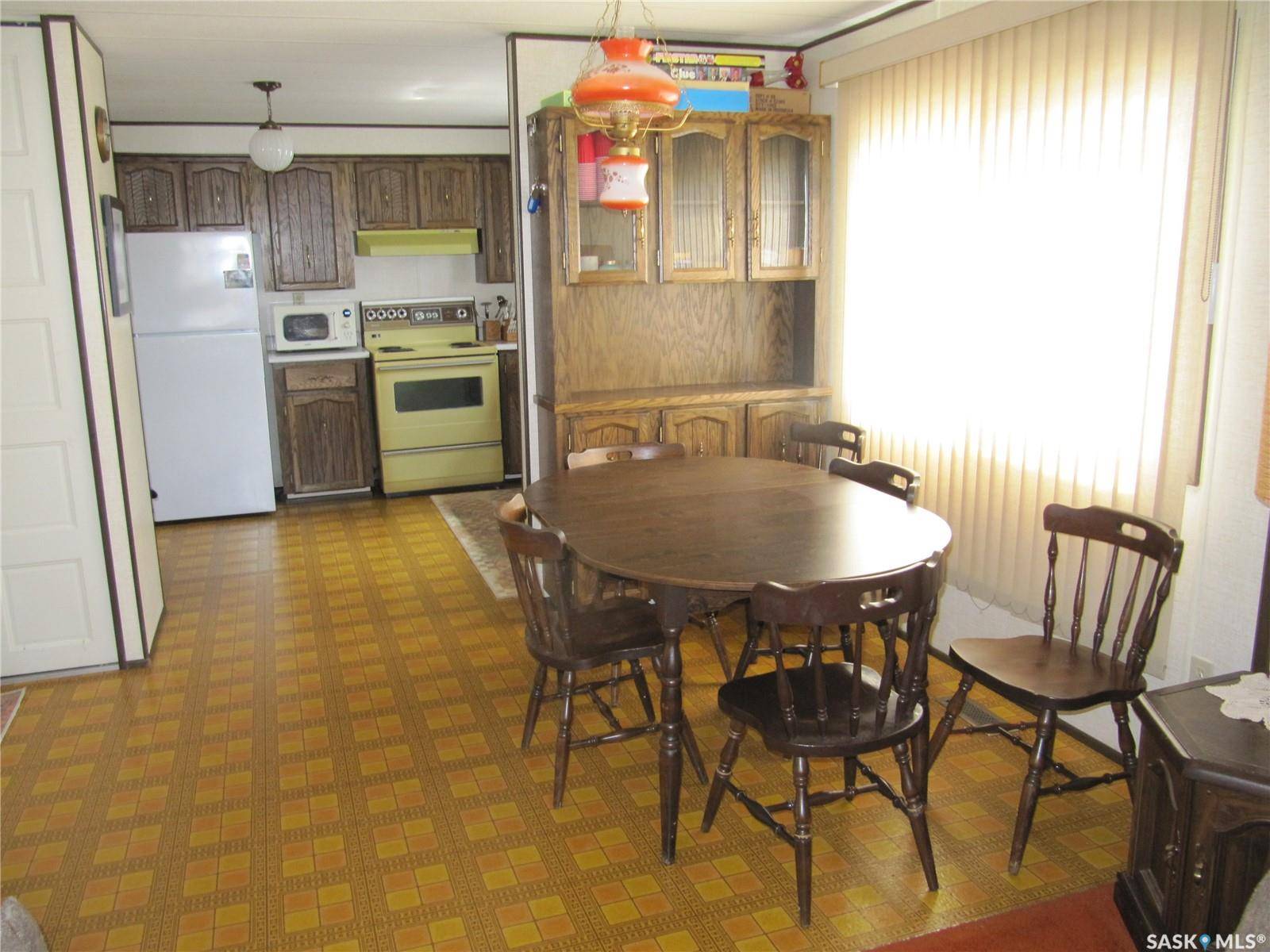 Meota Rm No.468, SK S0M 0C4,8 Highland AVENUE