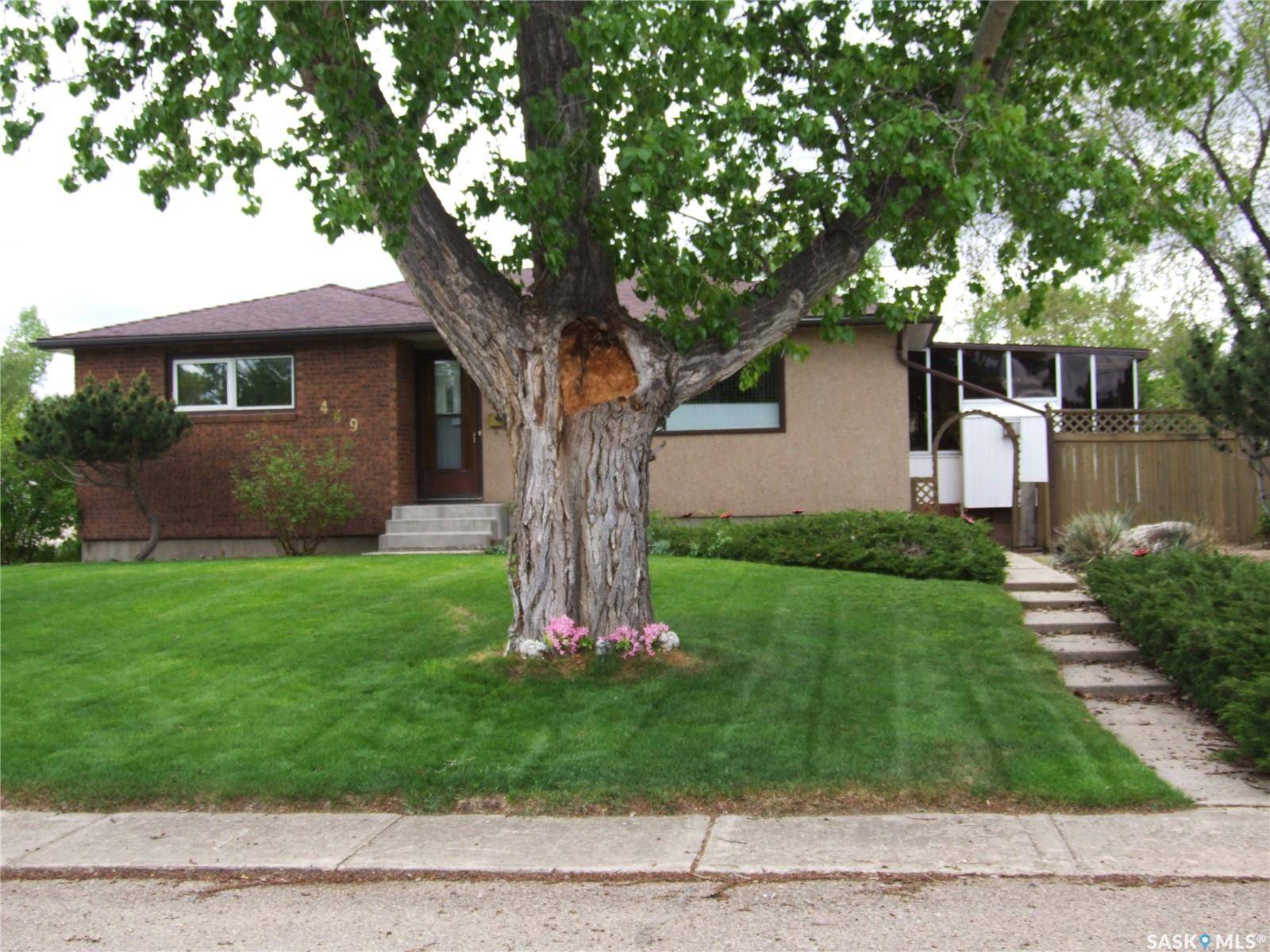449 Martin STREET, Burstall, SK S0N 0H0