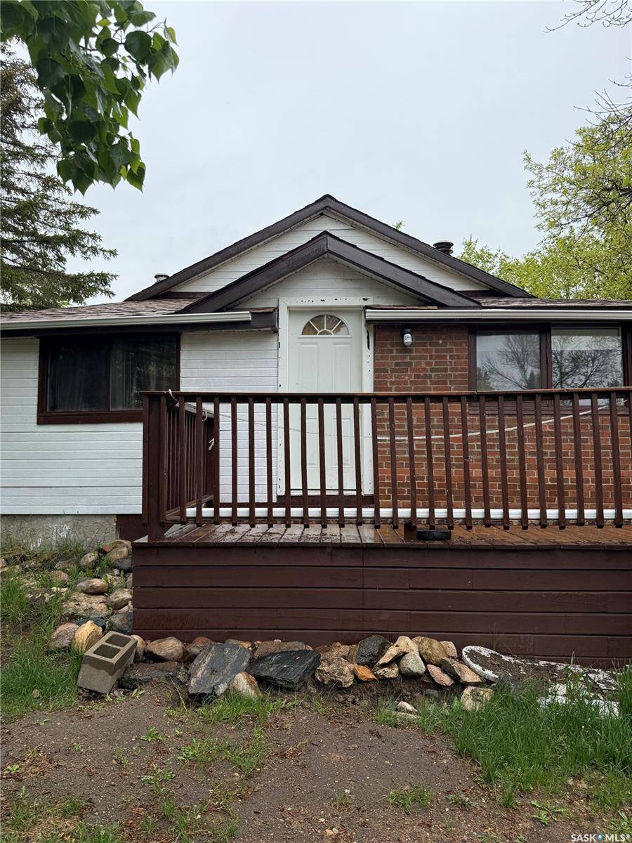 Regina Beach, SK S0G 4C0,234 MacMurchy AVENUE