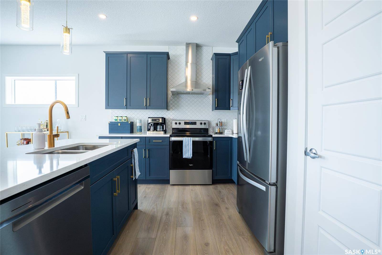 Regina, SK S4V 3W3,3033 Bellegarde CRESCENT