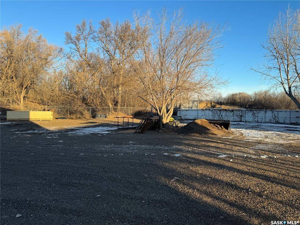 Lumsden, SK S0G 3C0,415 James STREET N