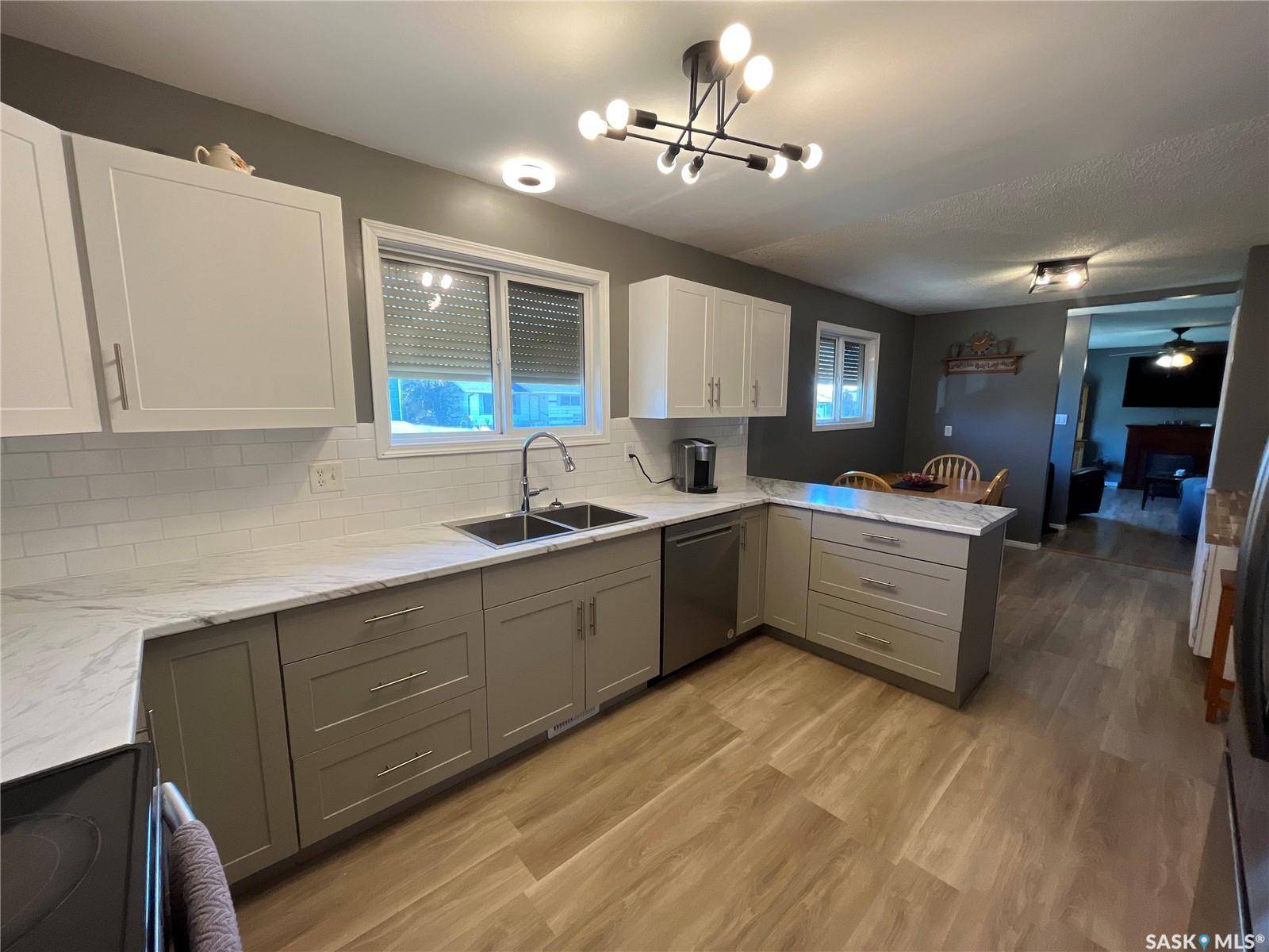 Macklin, SK S0L 2C0,5018 Tribune STREET