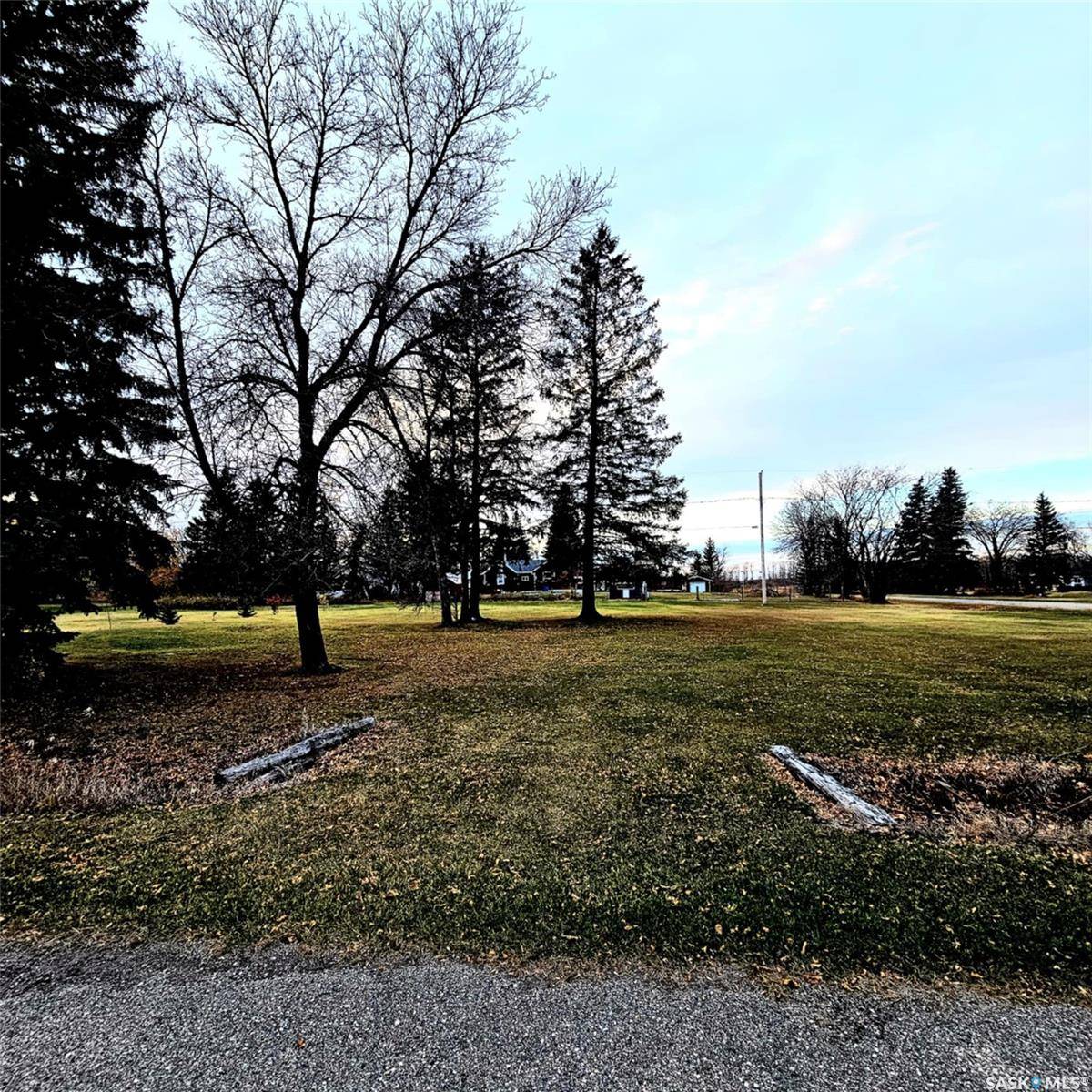 Sheho, SK S0A 3T0,17-18 3rd STREET #16