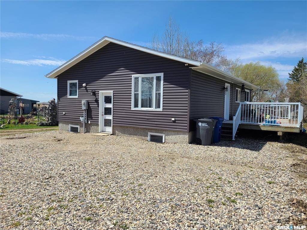 46 Newcombe STREET, Manor, SK S0C 1R0