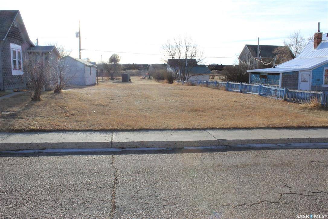 274 2nd AVENUE E, Shaunavon, SK S0N 2M0