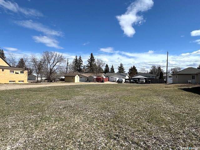 Swift Current, SK S9H 3K3,135 3rd AVENUE SE