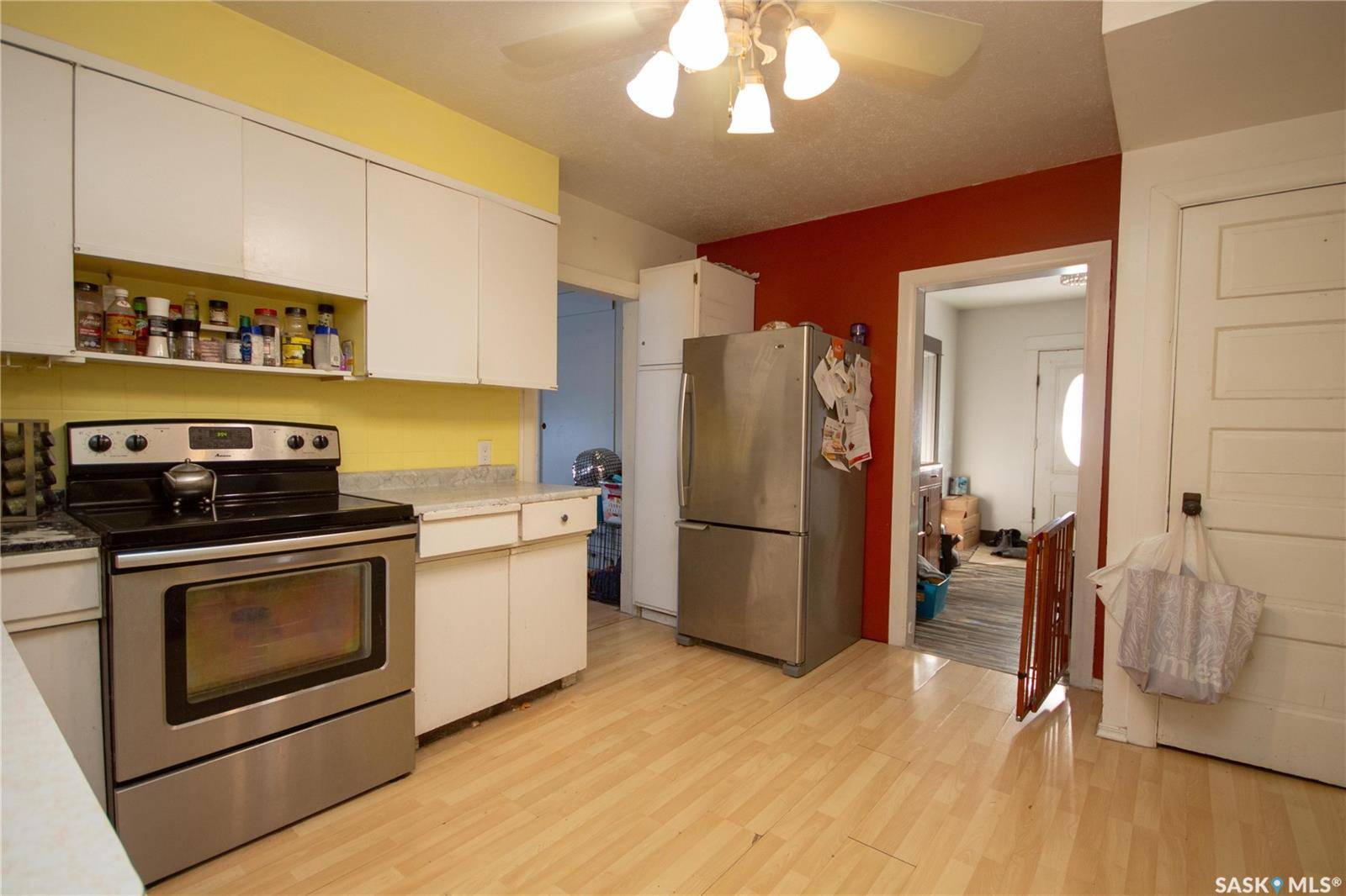 Battleford, SK S0M 0E0,312 32nd STREET