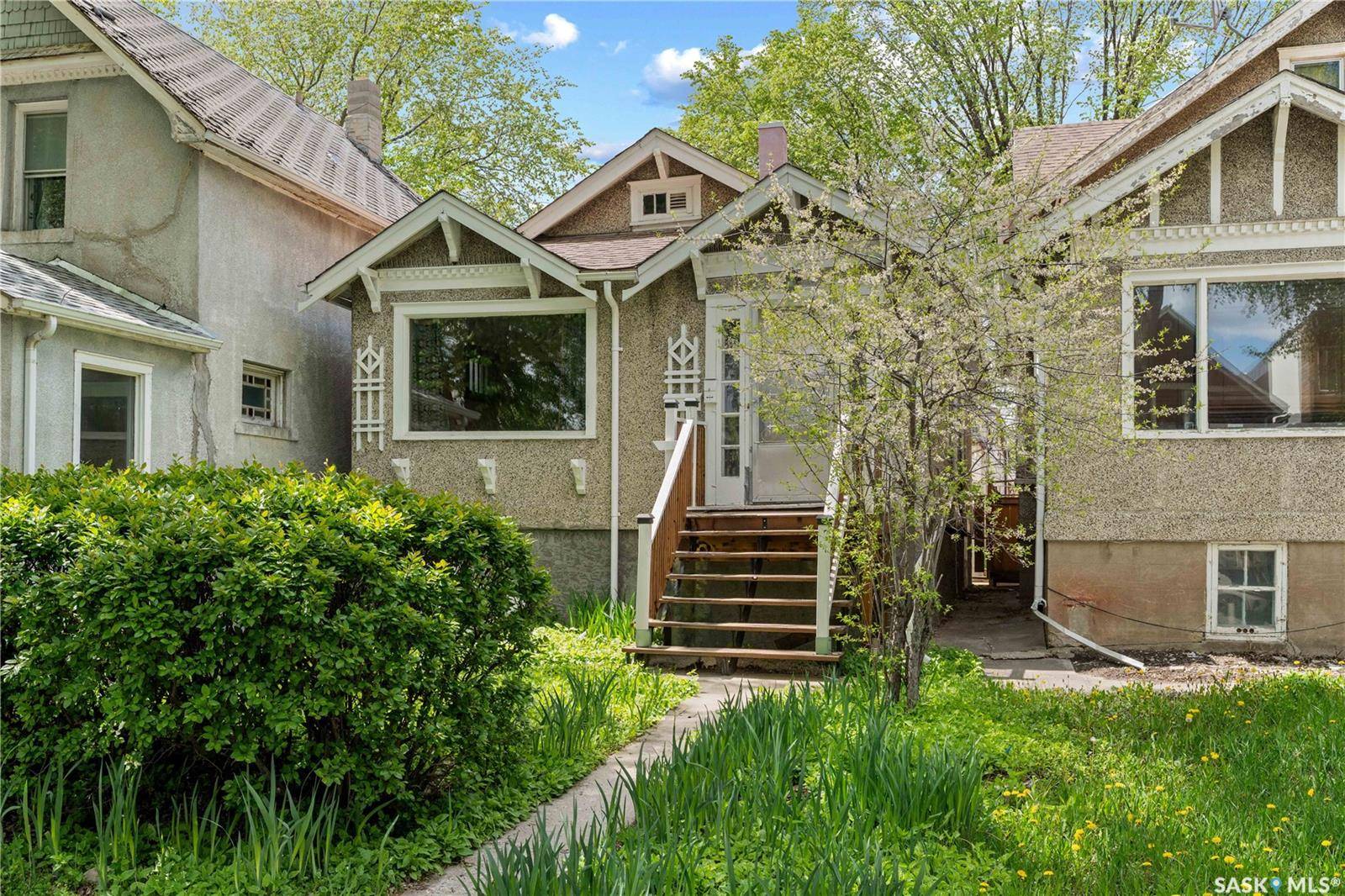 1736 Ottawa STREET, Regina, SK S4P 1P2