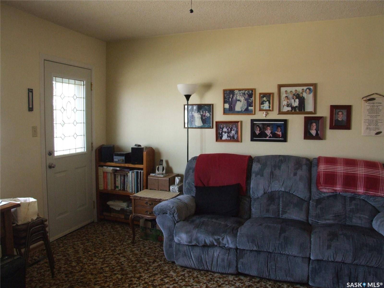Burstall, SK S0N 0H0,227 Langley STREET