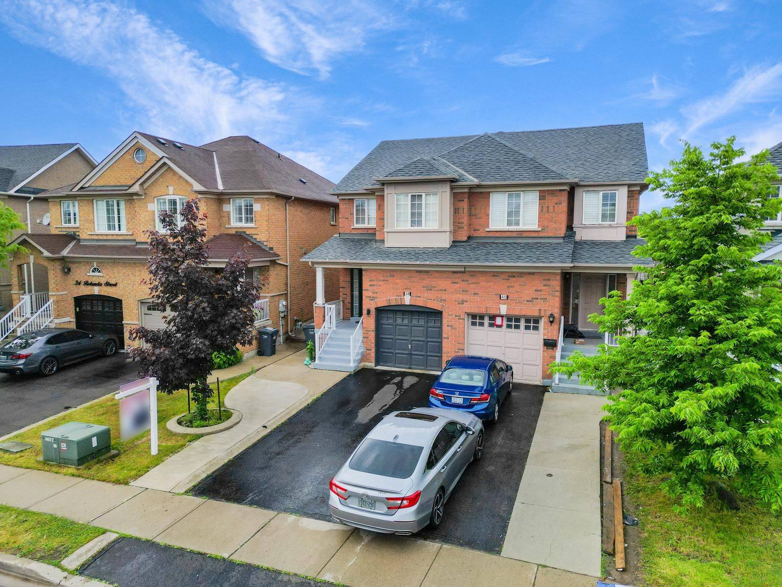Brampton, ON L6X 5E5,38 Rotunda ST