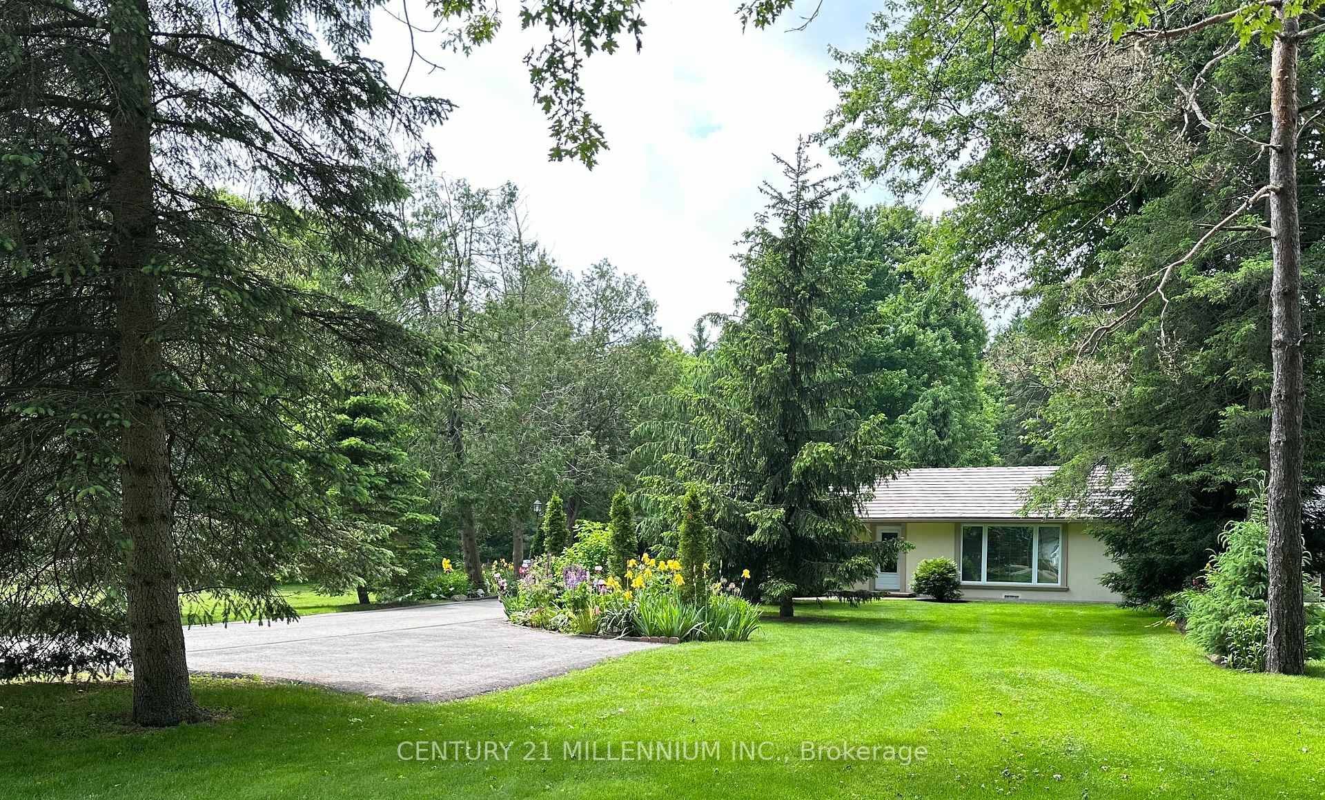 48 Credit RD, Caledon, ON L7C 3J1