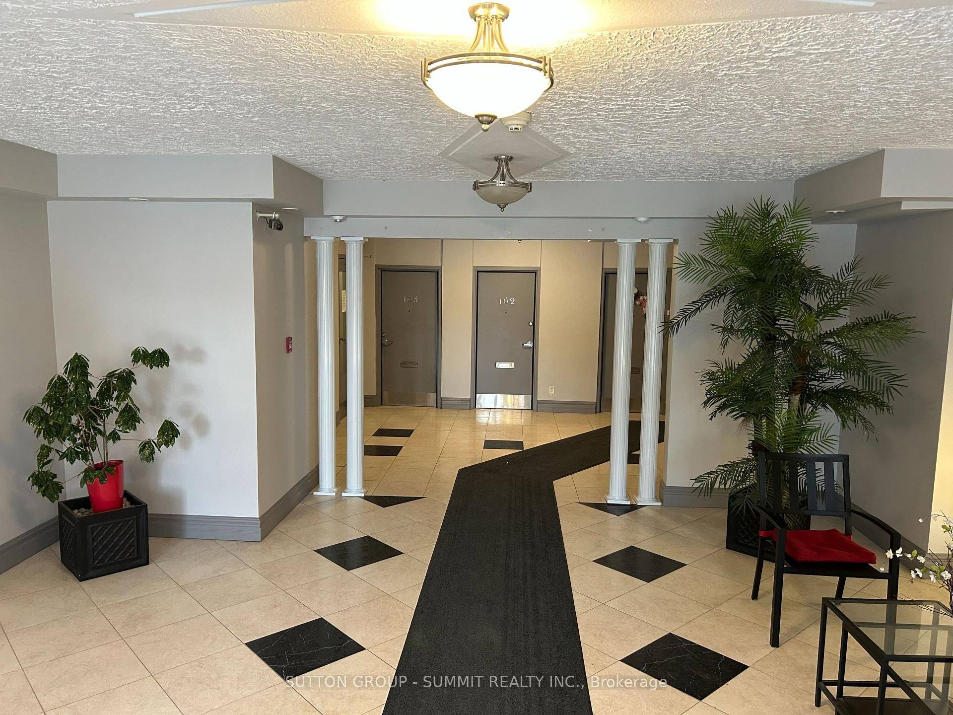 Hamilton, ON L8P 3R9,101 Queen ST #506