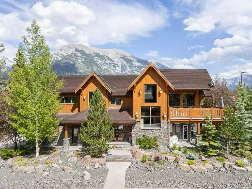 Canmore, AB T1W 3K3,318 Willow Pointe