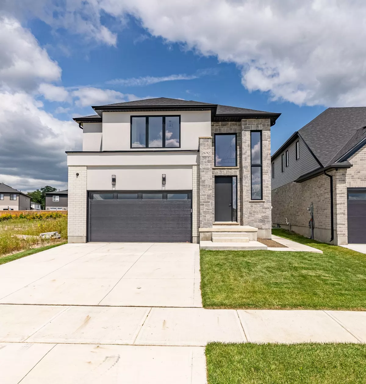 London North, ON N6G 0W1,2692 HEARDCREEK TRL