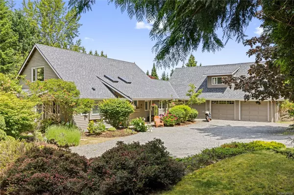 455 First Ave W, Qualicum Beach, BC V9K 1J8