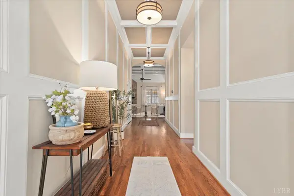 207 Creekview CT, Lynchburg, VA 24502