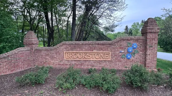 1244 Thompson LN, Forest, VA 24551