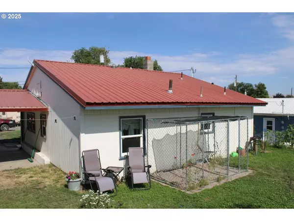 Pendleton, OR 97801,715 SW 15TH ST