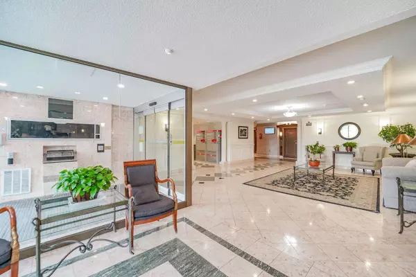Toronto C15, ON M2J 4T6,3303 Don Mills RD #1603