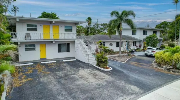 Oakland Park, FL 33334,630 NE 37 St