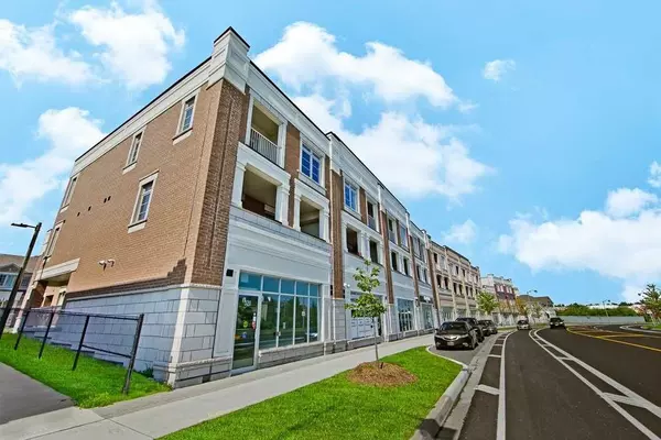 Markham, ON L6N 1N8,320 Copper Creek DR