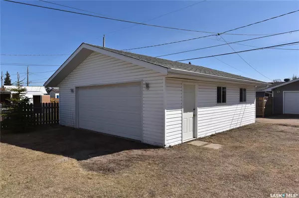 Nipawin, SK S0E 1E0,618 Maple ROAD W