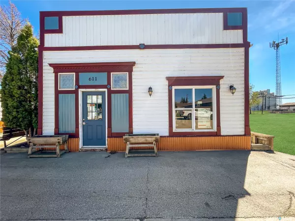 611 Herbert AVENUE, Herbert, SK S0N 2A0
