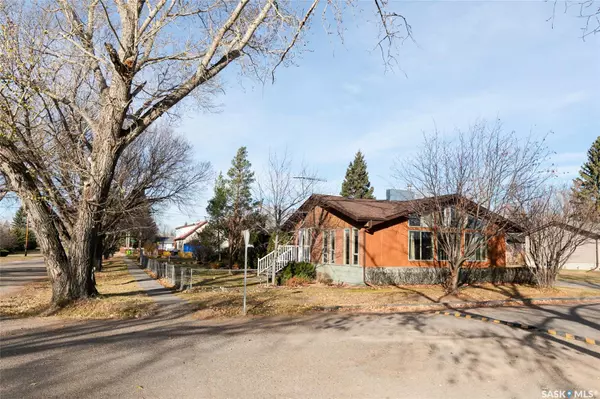 Luseland, SK S0L 2A0,601 Prospect AVENUE