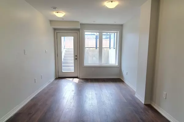 Mississauga, ON L5J 0B6,1165 Journeyman LN #106