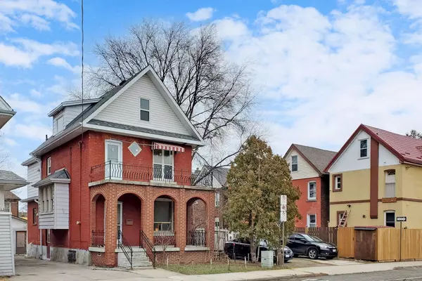 703 Wilson ST #Upper, Hamilton, ON L8L 1V5