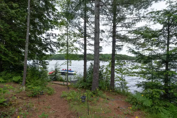 North Kawartha, ON K0L 1A0,86 FIRE ROUTE 74D N/A
