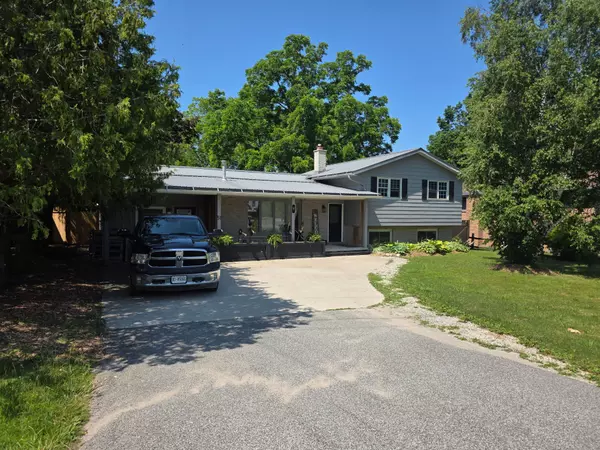 51 Main ST S, Bluewater, ON N0M 1G0