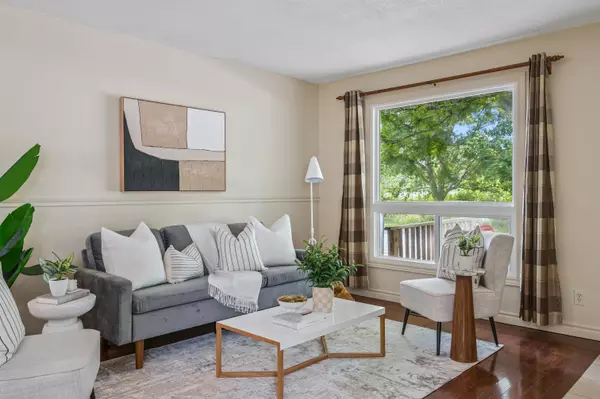 Guelph, ON N1G 3G9,30 Mason CT