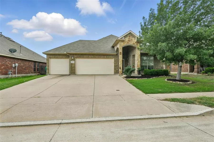 14049 Wrangler Way, Fort Worth, TX 76052