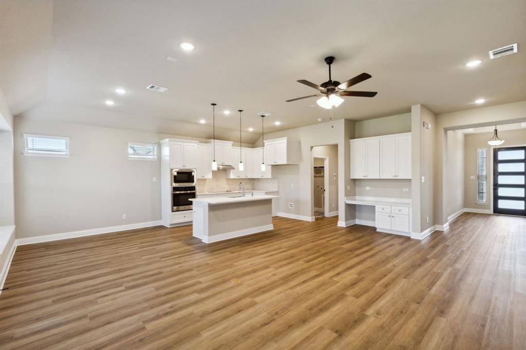 Fort Worth, TX 76036,10361 Tapioca Street