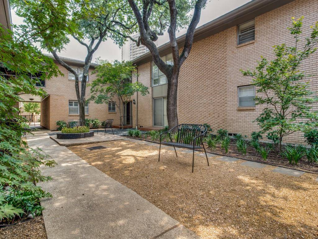 Dallas, TX 75225,6130 Bandera Avenue #C
