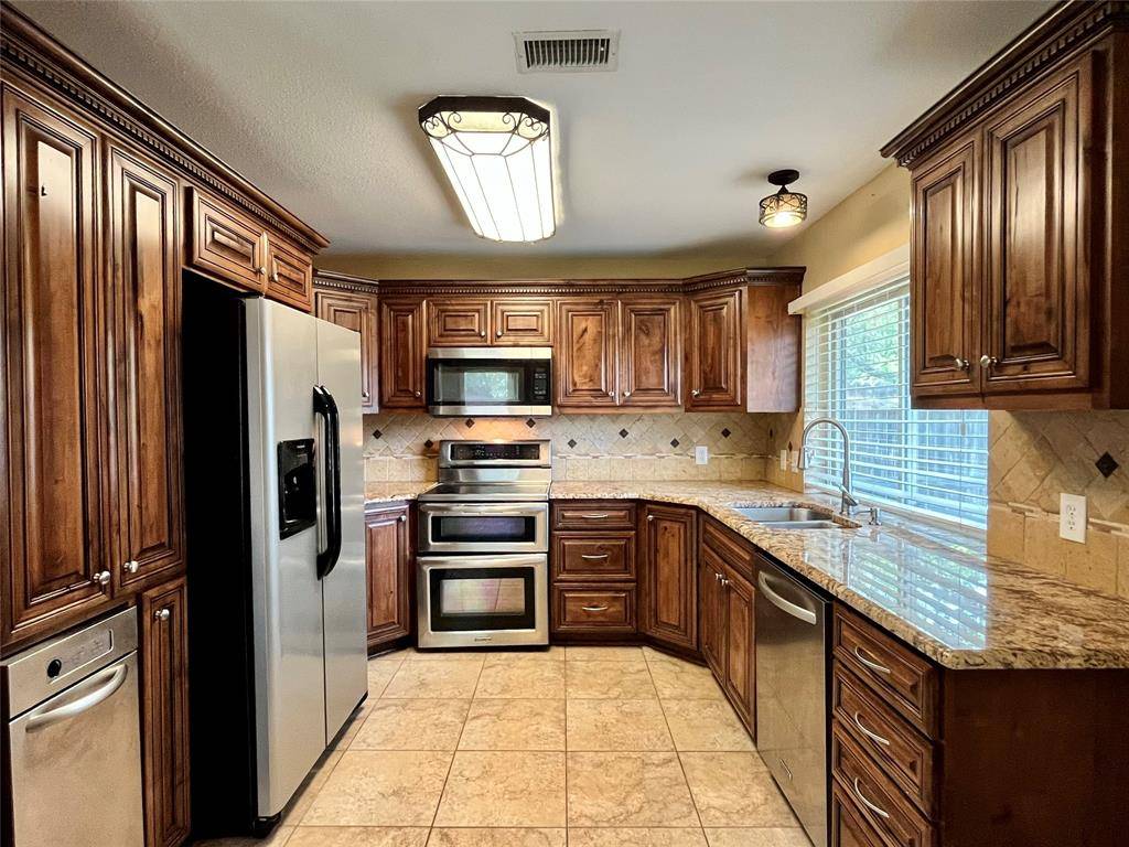 Coppell, TX 75019,229 Glenwood Drive