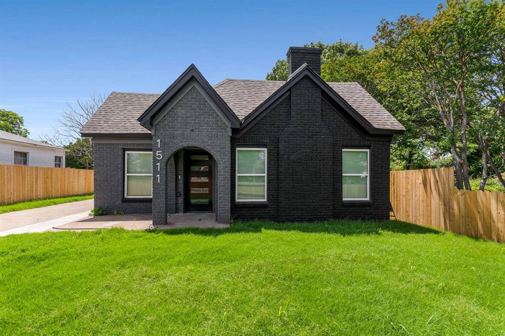 Dallas, TX 75216,1511 S Marsalis Avenue