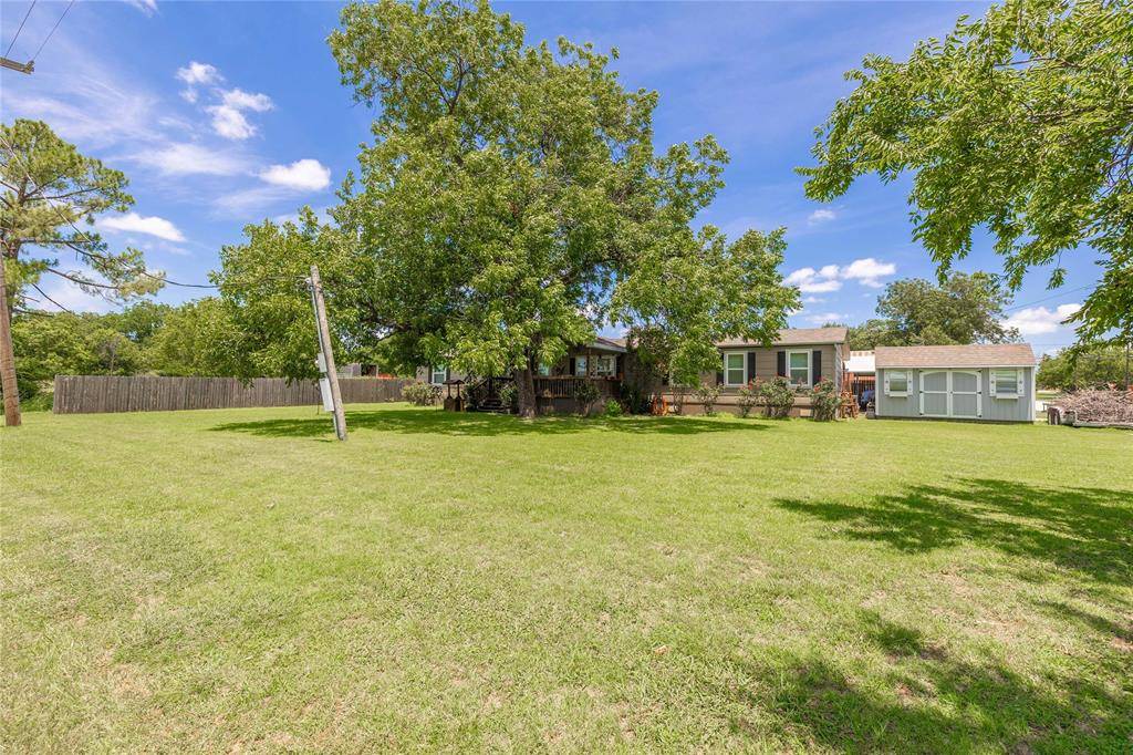 De Leon, TX 76444,201 W Bivar Avenue