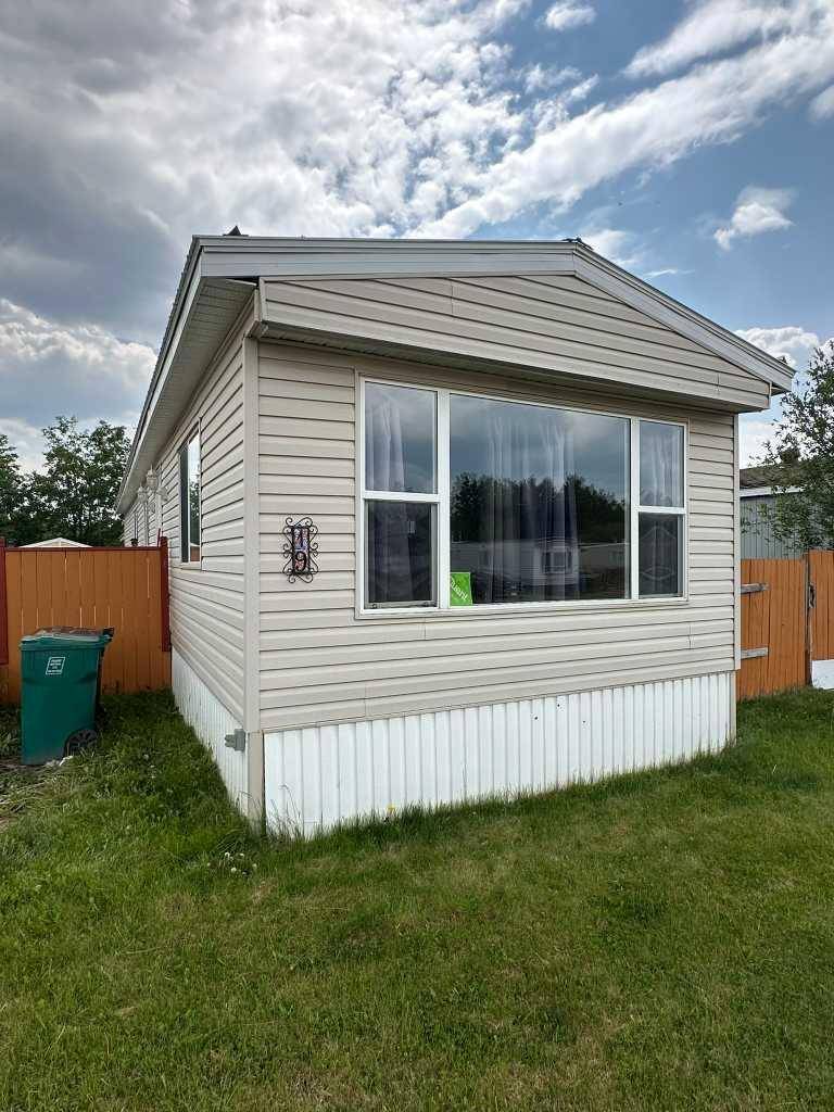 2:600 block 14 ST #19, Beaverlodge, AB T0H0C0