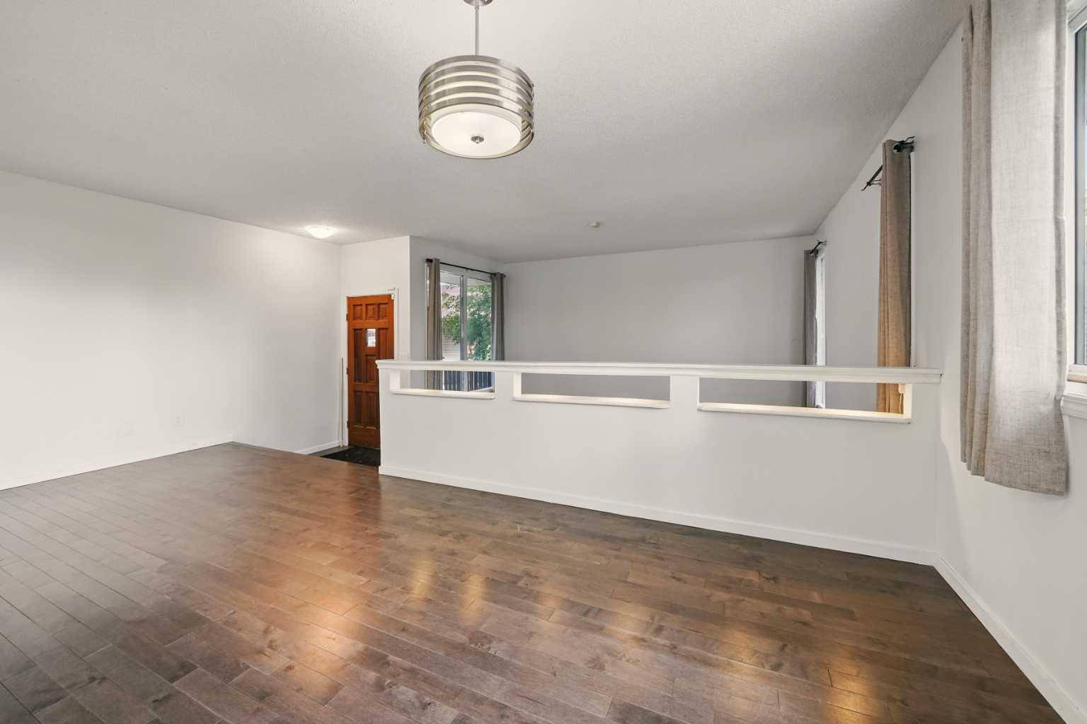 Red Deer, AB T4P 1T3,55 Oyen CRES
