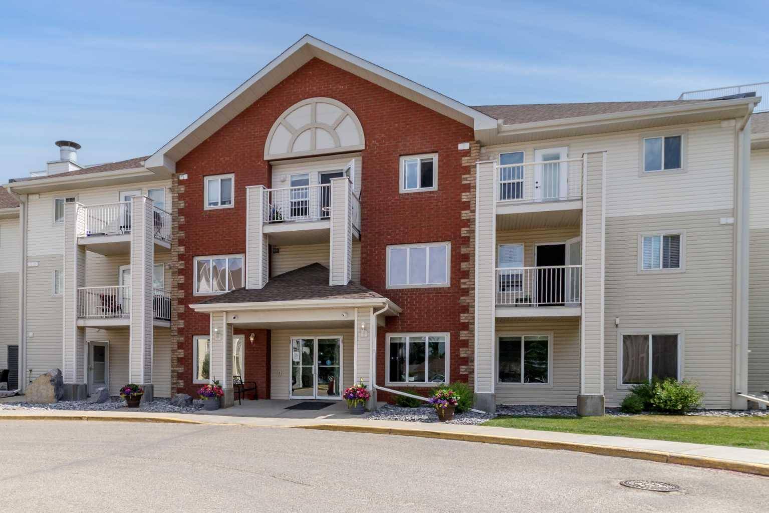 Red Deer, AB T4P 3Y3,56 Carroll CRES #314