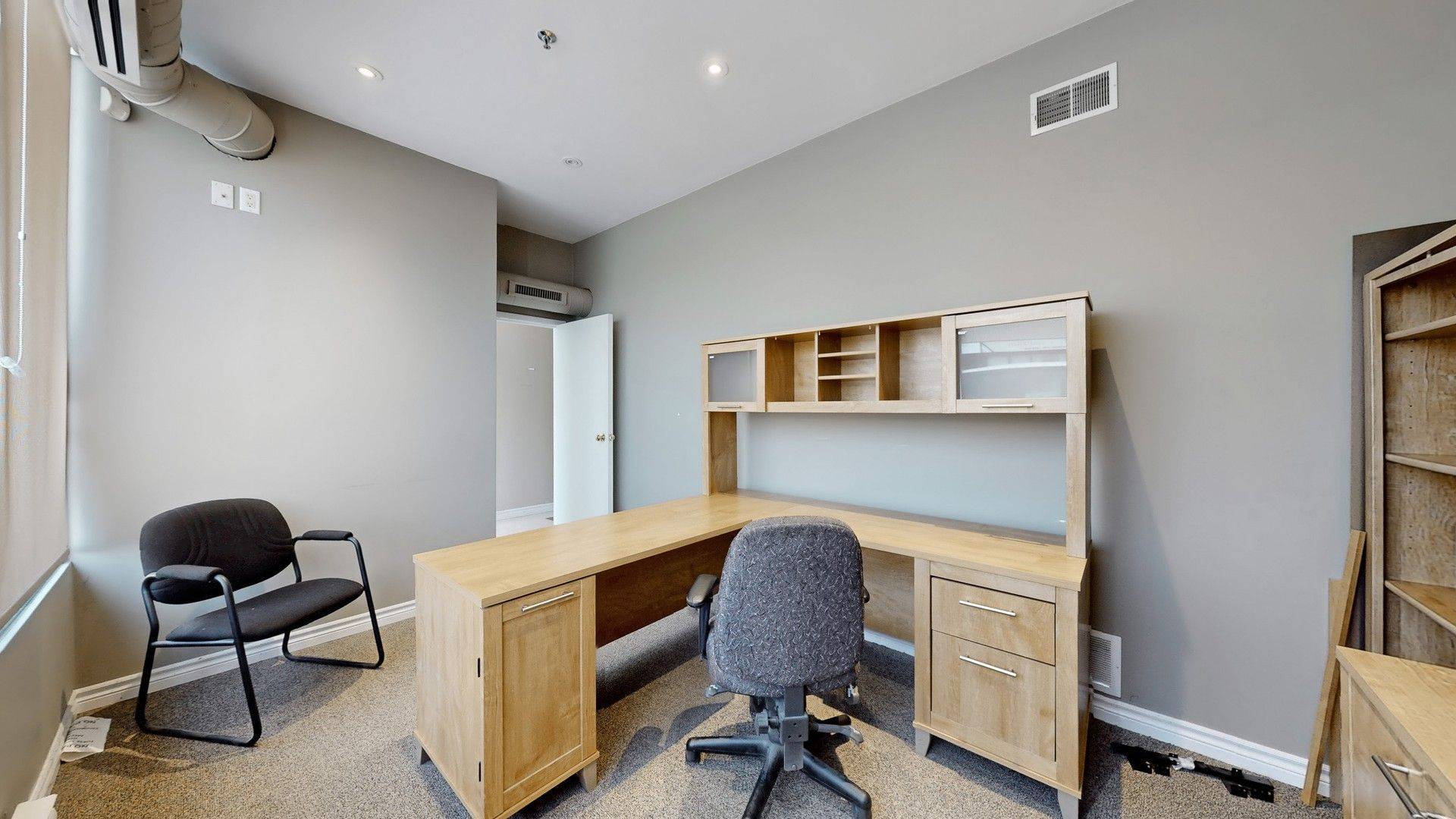 Toronto E07, ON M1V 5E4,80 Nashdene RD #51B