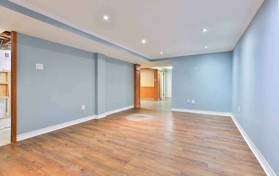 Toronto E04, ON M1P 1J3,3 Merryfield DR #BASEMENT