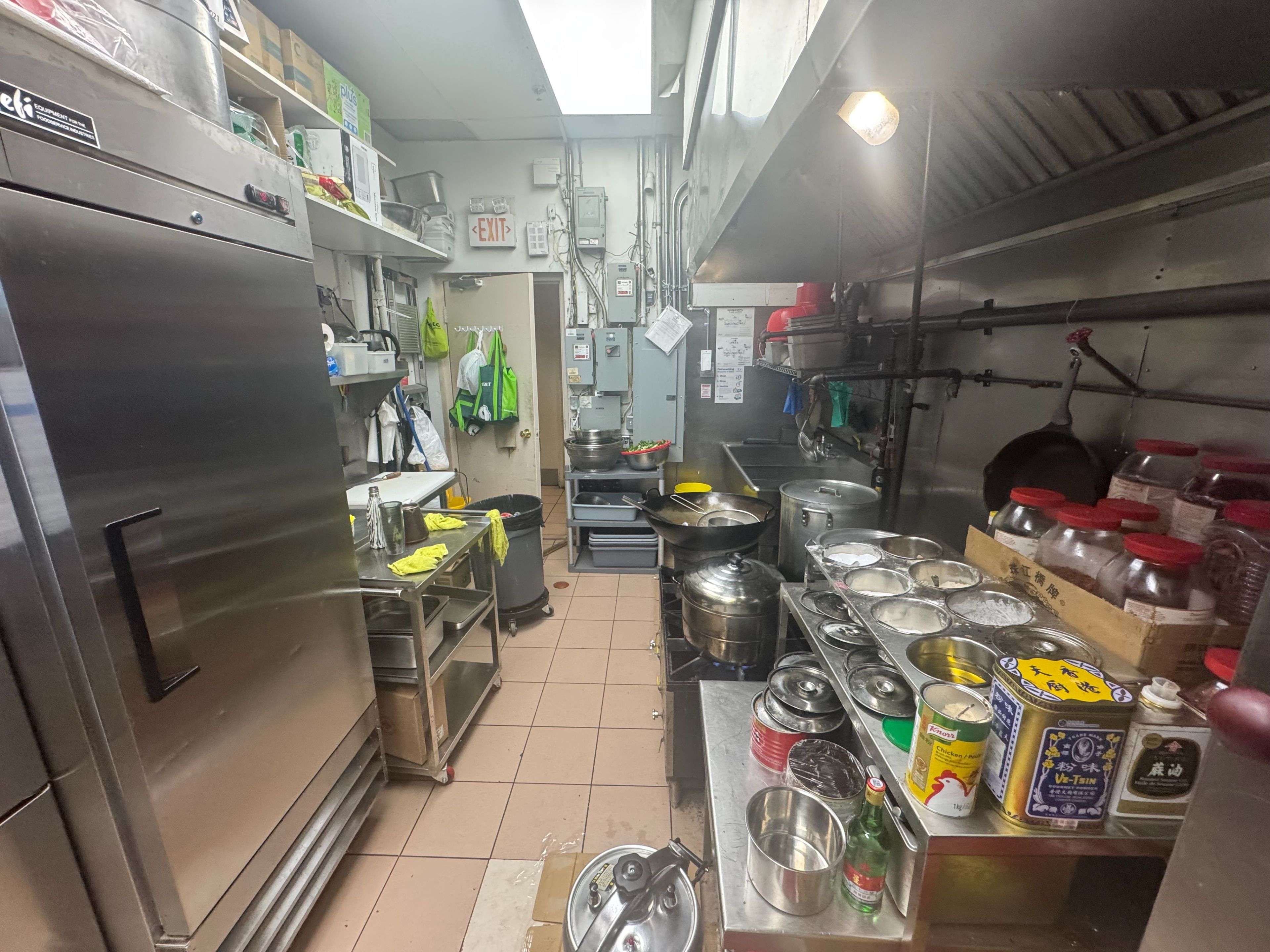 Markham, ON L3R 3P9,3255 Hwy7 N/A E #F257